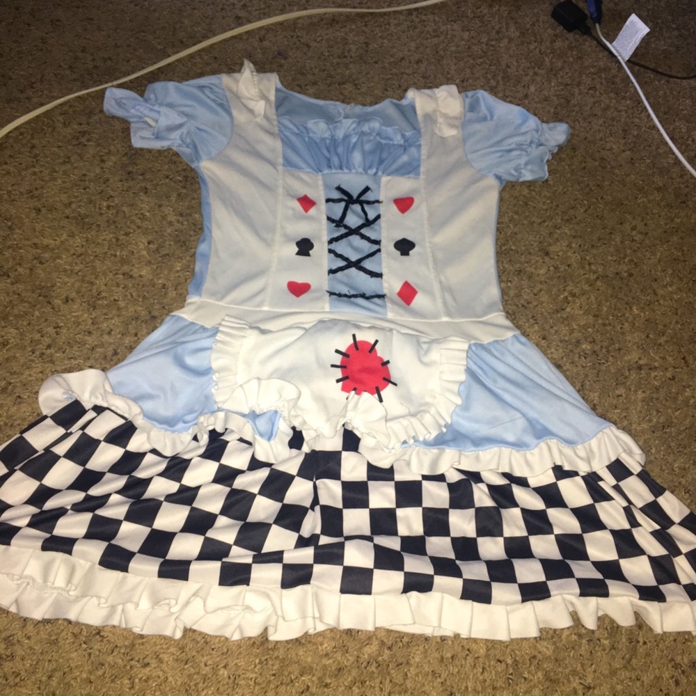 costume